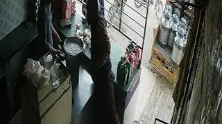 Brave Shopkeeper Part 1||Karachi