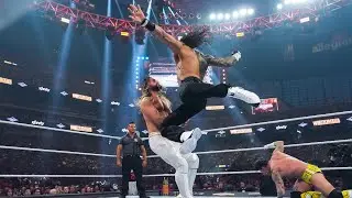 WWE World Heavyweight Champion Roman Reigns vs. Seth Rollins | WWE