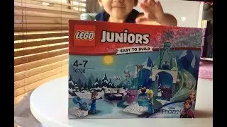 Charlotte Unwrapz Lego Juniors Anna & Elsa's Frozen Playground