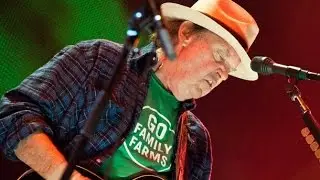 Neil Young vs. Donald Trump: 