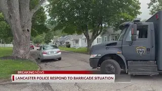 Lancaster police respond to barricade situation