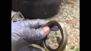 Change of axle oil retainer of a Toyota 4Runner 1999