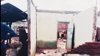 Kondisi pasca banjir di desa oneha dan pemberian bantuan berupa sembako dan alat rumah tangga