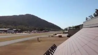 Long eze departing YSHR