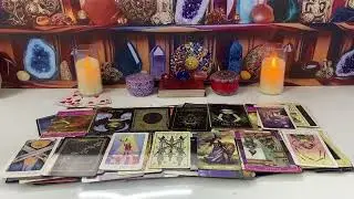 AQUARIUS   - INCREDIBLE NEW RELATIONSHIP&hellip; BUT PAST LOVER OR NEW FLAME AQUARIUS LOVE TAROT