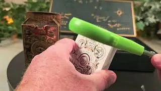 Unboxing Theory11 Lord of the Rings Playing Cards Sideshow Collectors Edition