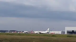 KLIA PLANE SPOTTING | Malaysia Airlines B738 MH789 9M-MXT Landing from Bangkok