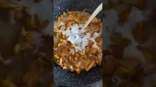 Chanterelle mushrooms pasta. #recipe #recipeshorts #cooking
