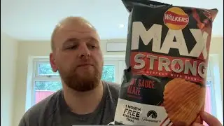 Обзор чипсов Walkers MAX со вкусом острого соуса Blaze