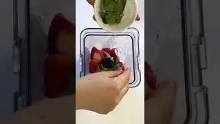 Mint strawberry lemonade