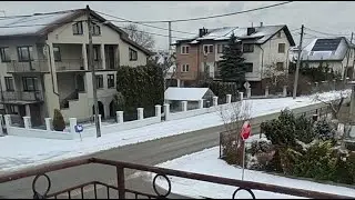 Snowing  live!