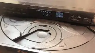 Sony CDP-CE 305 5 Disc CD Compact Disc Changer/Player