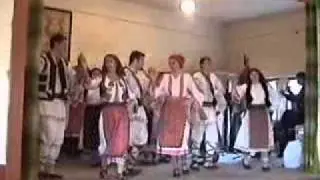 Dansatorii din Sintesti - Dans de prezentare.flv