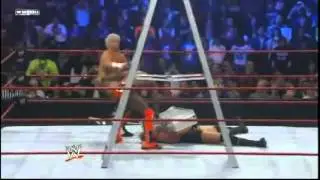 Running Leg Drop Bulldog