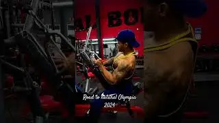 The work must be done! Grow season! #motivation #bodybuilding #aesthetic #roadtoolympia