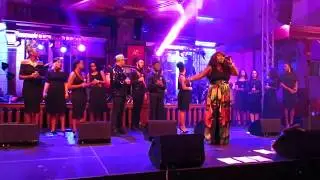 Berget Lewis & ZO! Gospel Choir - Purple Rain (Apeldoorn, 15-9-2017)