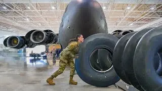 Inside US Air Force Warehouse Changing C-17&rsquo;s Gigantic Tires