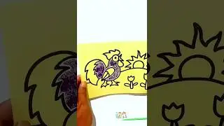 Rooster But Its Color Is Unusual