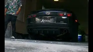 2011 Chevy Camaro SS ( Cold Start ) full straight pipe ( no cats )