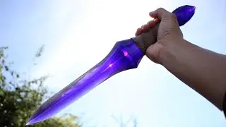 私は冒険者の為に『深淵魔鉱の短剣』を打ちます。I strike 