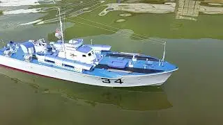 DEANS MARINE - 1/24 VOSPER 70FT  TEST RUN