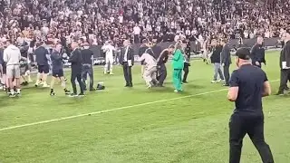 West Ham fan hit women: Conference League Final in Prague / 07/06/2023