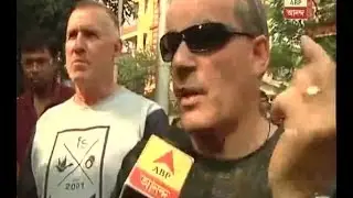 Two tourists from Australia and New Zealand faced note problem, post office helped them