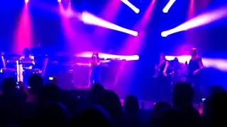 Milk Inc. - Trowaway Boy (Live At Showcase Hangar58 Bokrijk (Genk) 13-04-2011)