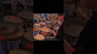 Solo drumming - groovy busy fusion pattern