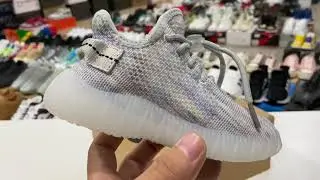 yeezy kids sneaker