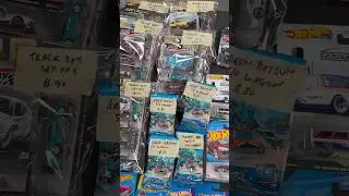 We found a hotwheels garage sale 🤩 Lot of JDM, premium and rare cars for sale 🍻 #shorts #hotwheels