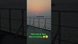 #sunset #sun #coolmariners #marineservices #oiltanker #containerships #sea #seafarers #instaship 🌞😎