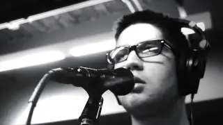 NoiseBleedsSound // Upperleft Live Session
