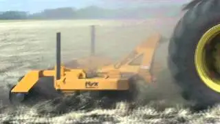 Глубокорыхлитель Gascon SS9 3FR с трактором John Deere 8295R