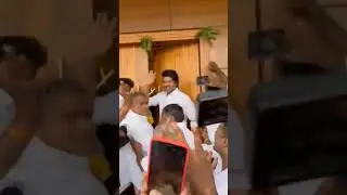 ✨ Thalapathy Vijay met his Fans✨🔥❤️&zwj;🔥💥 Latest Video #thalapathy #thalapathyvijay #varisu #shorts