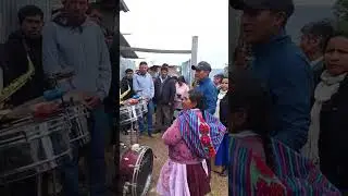 😇MIX ALABANZAS CON NUESTROS HERMANOS DE LA ORQUESTA🎷SIEMPRE ADELANTE HERMANOS