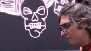 BBB 17  ILMAR  SE VESTE DE MULHER PARA ALEGRAR OS EMPAREDADOS