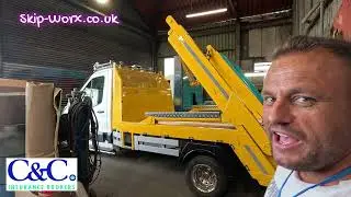 Maxux skip truck / transit