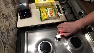 Cooking with dry fuel