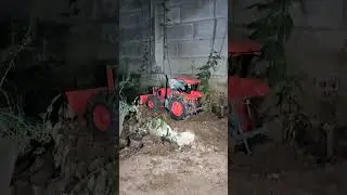 This BULLDOZER is very Strong. #rcbulldozer #bulldozerofficial #xcavator #toys