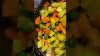 #healthy #trending #gajarmatarkisabji #pure vegetarian recipes subscribe and like, share my channel