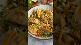 Crispy Dumpling Salad #recipe #gyozas #gyozasalad