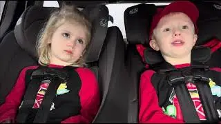 Маленький мальчик объясняет, что Бог отвечает на молитвы не сразу, а в своё время — как Бу-бу, не...