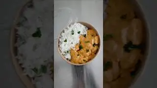 Pollo estilo Hind&uacute; con arroz basmati✨