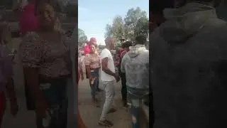toque de palo en el cementerio en Azua