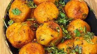 Crispy Potato balls recipe super Crispy snack 😋 आलू के गोले कुरकुरा नाश्ता सिर्फ 10 मिनट में बनायें 