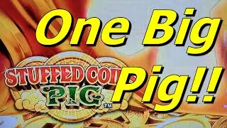 Stuffed Coins Pig One Big Pig!! Can we get that Piggy to Pop?? $20 Buy In!! Let's Try!!
