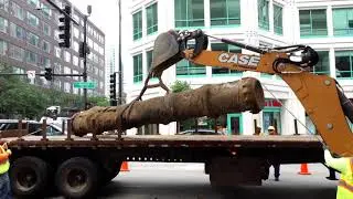 A company crew retires Lincoln-era natural gas pipe in Chicago