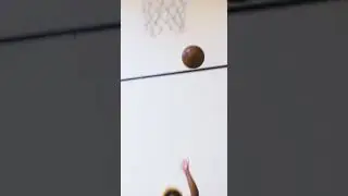 Mike Smith has a ridiculous floater 🤯