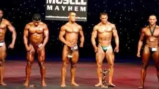Chris Lavado vs. Kevin Riley Crazy Posedown at Muscle Mayhem 2013